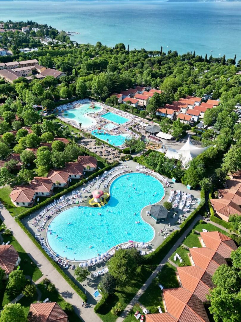 dji_fly_20250527_054944_76_1748412656433_photo-1