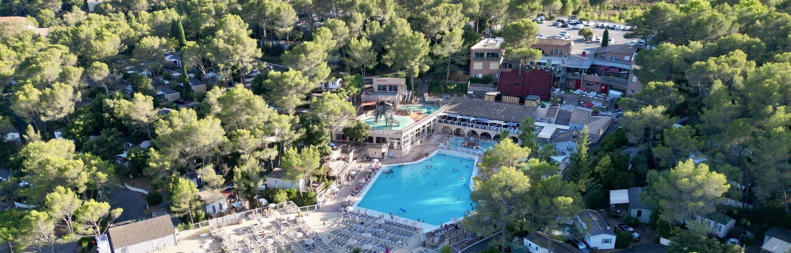 holiday-green-eurocamp