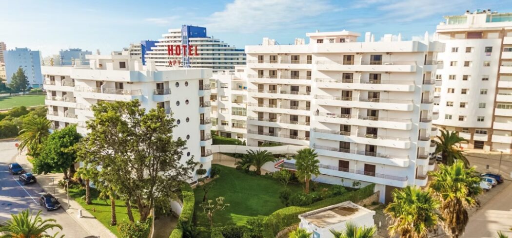 Praia Da Rocha, Algarve image