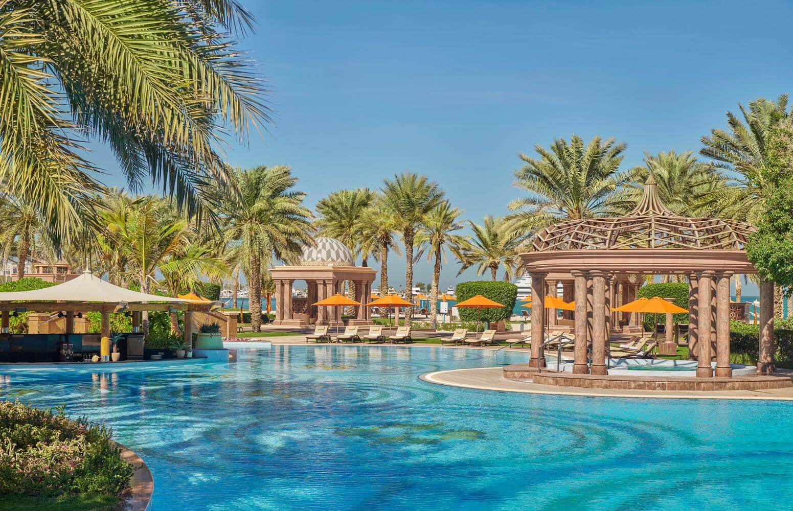 emirates-palace-pool-1