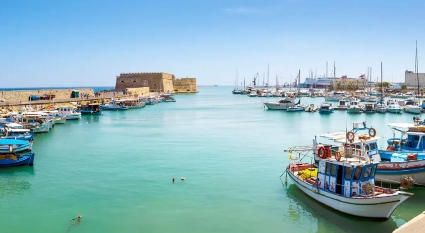best-family-hotels-in-greece